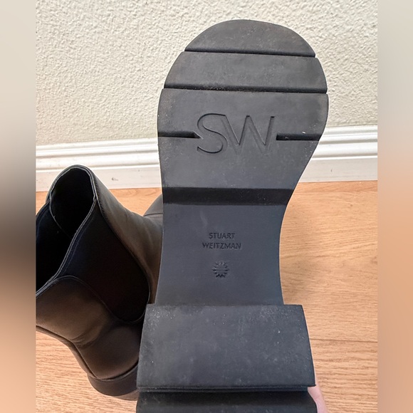 Stuart Weitzman Norah Lug Sole Ankle Boots Black Size 9.5 - Picture 9 of 13